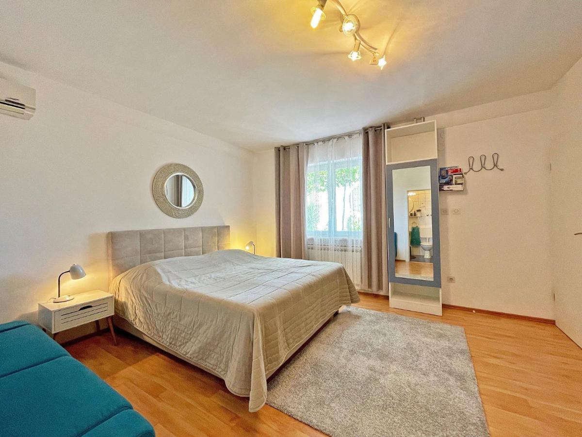 Studio Apartments Andrijana Mlini Luaran gambar