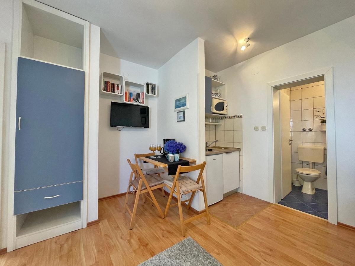 Studio Apartments Andrijana Mlini Luaran gambar